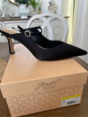 Jewel Badgley Mischka Black Satin Pointed Slingback Mule with Crystal Buckle NEW